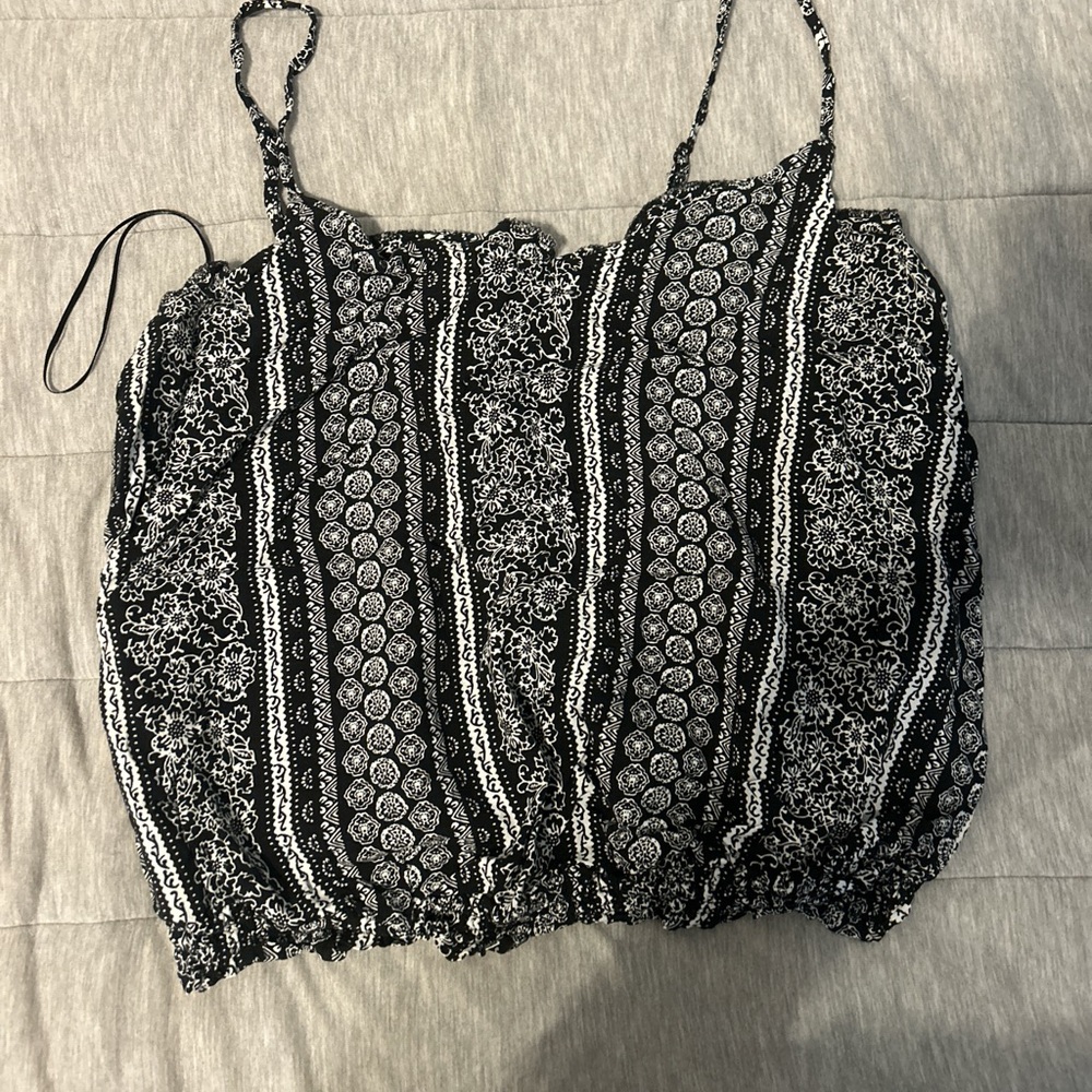 Tank Top Bundle - Picture 6 of 7